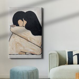 Πίνακας σε καμβά «Τρυφερή Αγκαλιά» κρεμασμένος σε τοίχο δωματίου