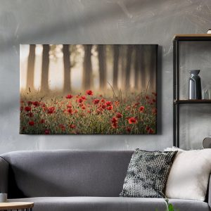 Πίνακας σε καμβά «Χρυσό Πρωινό με Παπαρούνες» κρεμασμένος σε τοίχο δωματίου