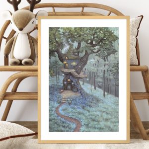 Πόστερ Bluebell Treetop σε κορνίζα στον τοίχο