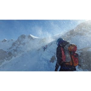 Πίνακας Ζωγραφικής Ορειβάτης σε Χιονισμένο Βουνό - Decotek 190993-142468
